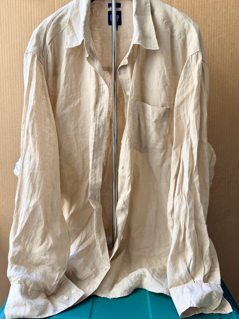 GAP Men's Light Beige Button-Front linen shirt